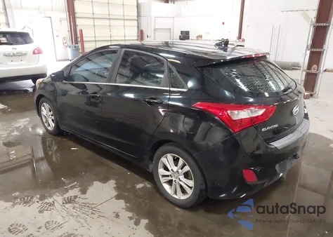 2013 Hyundai Elantra Gt z USA, uszkodzony, nr VIN KMHD35LEXDU029769